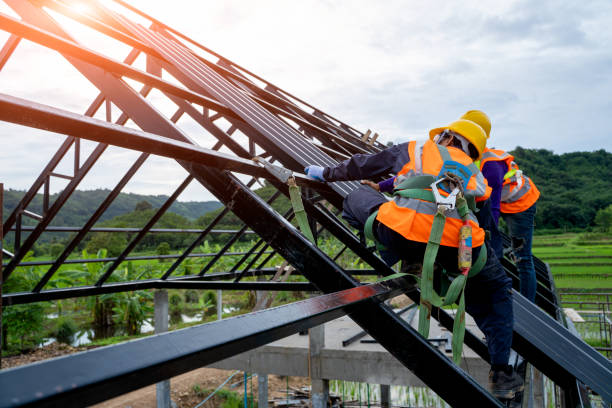 Best Emergency Roof Repair  in Mason City, IA